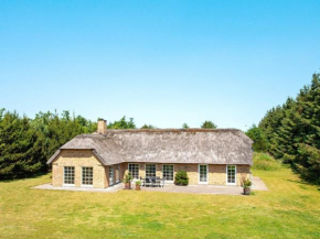 6 person holiday home in Ulfborg